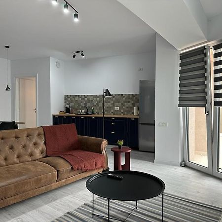 City Center Accommodation - 308 레시차 외부 사진