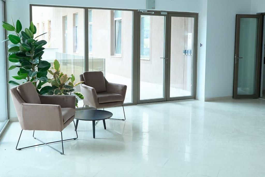 City Center Accommodation - 308 레시차 외부 사진