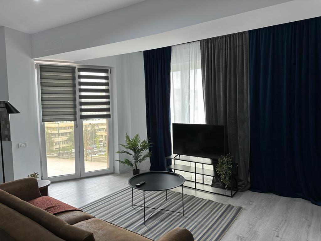 City Center Accommodation - 308 레시차 외부 사진